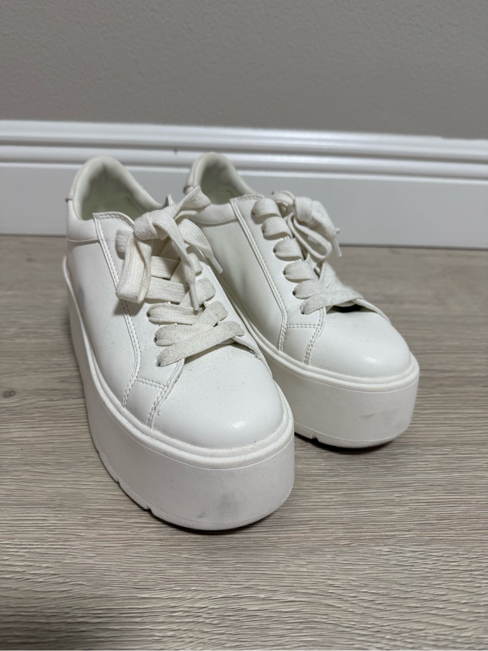 Steve Madden White Platform Lace-Up Sneakers